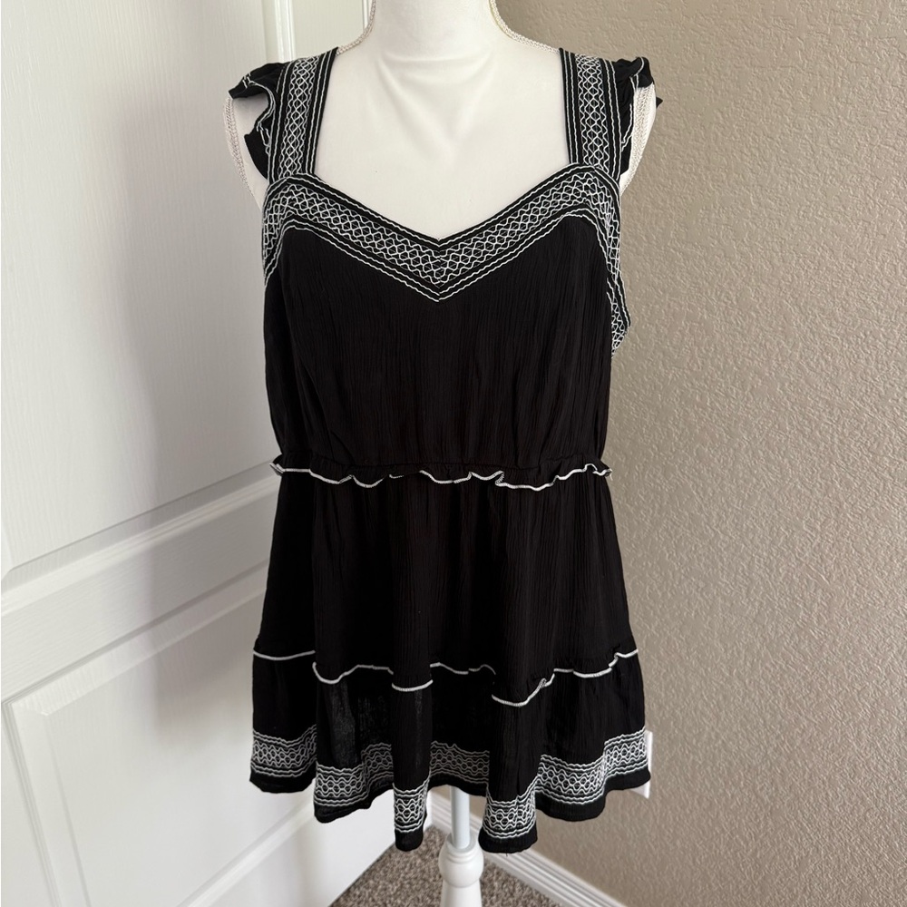 Torrid Black and White Lace Trim Blouse